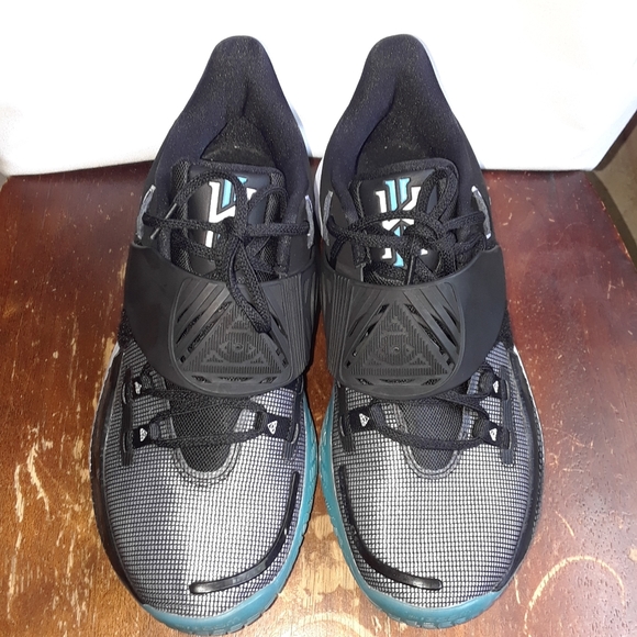 Nike Kyrie Low 3 'Moon' Black/Blue CJ1286-001 Basketball Shoes Men's Size 9 - Picture 6 of 15